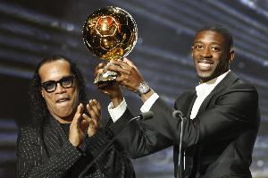 队报：阿迪达斯几周前就为登贝莱拍摄了获奖素材，是为提前准备